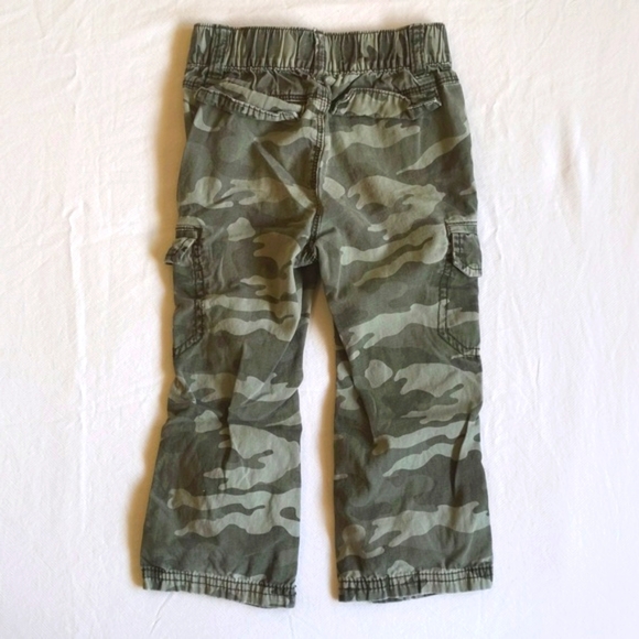old navy camo straight leg cargo pants 2T unisex toddler - Picture 6 of 9